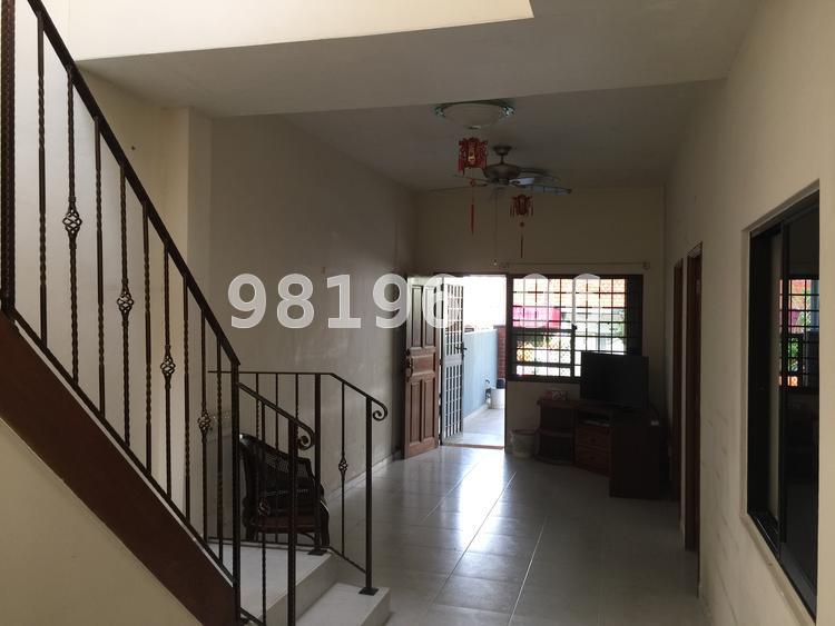 Sembawang Hills Estate (D20), Terrace #72545001